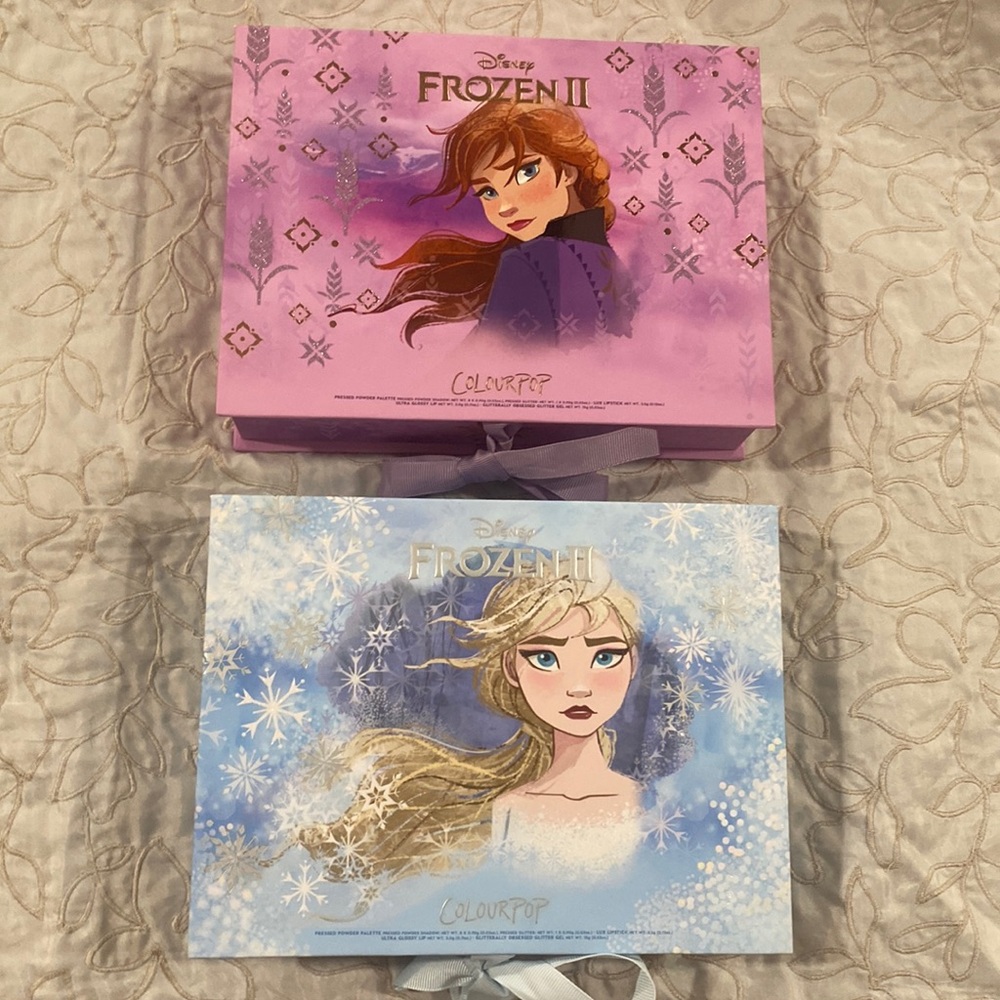 Disney frozen 2 Anna and Elsa